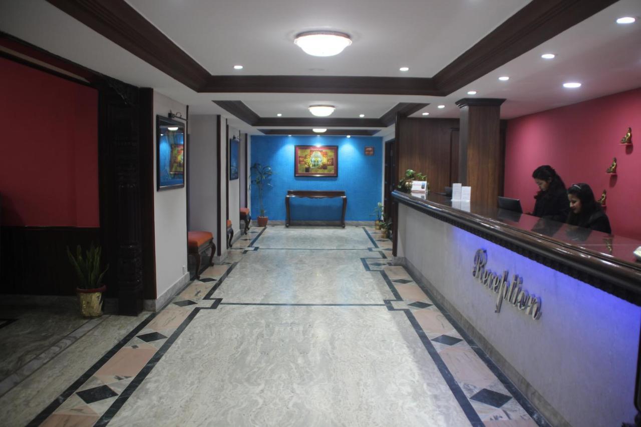 Hotel Nirvana Siddharthanagar ภายนอก รูปภาพ